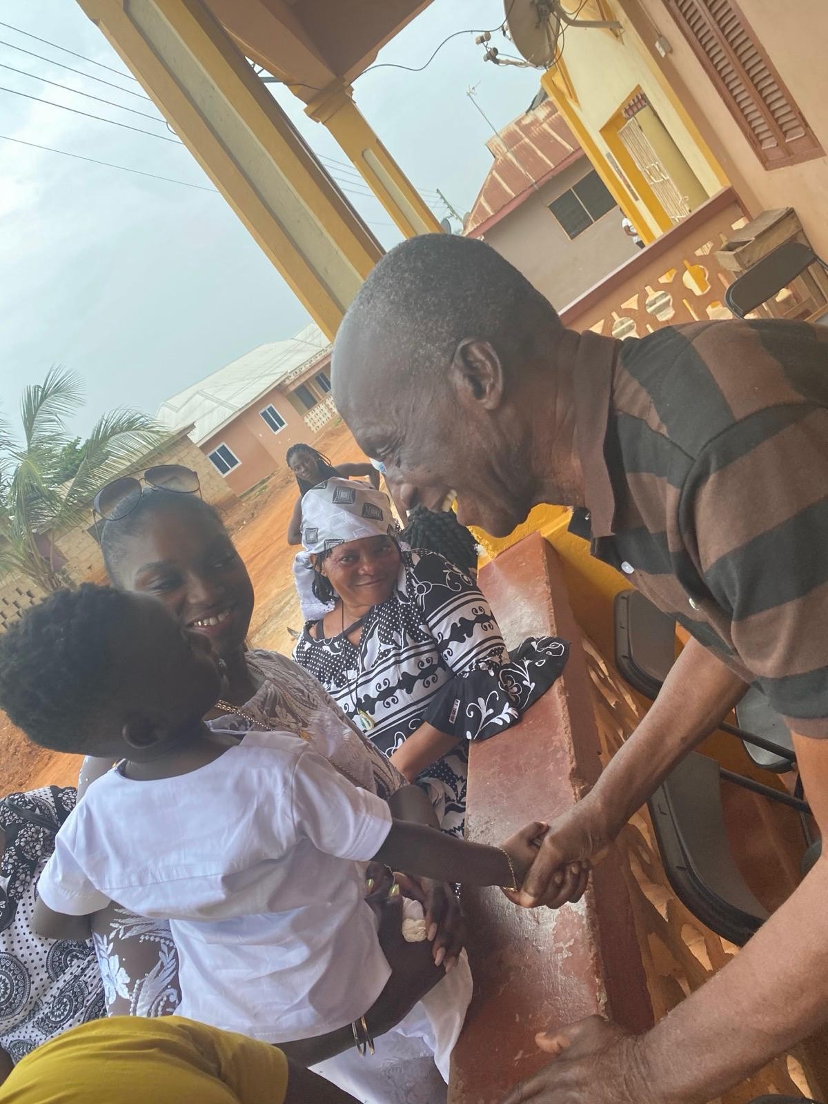 Grandpa & the Little Ones